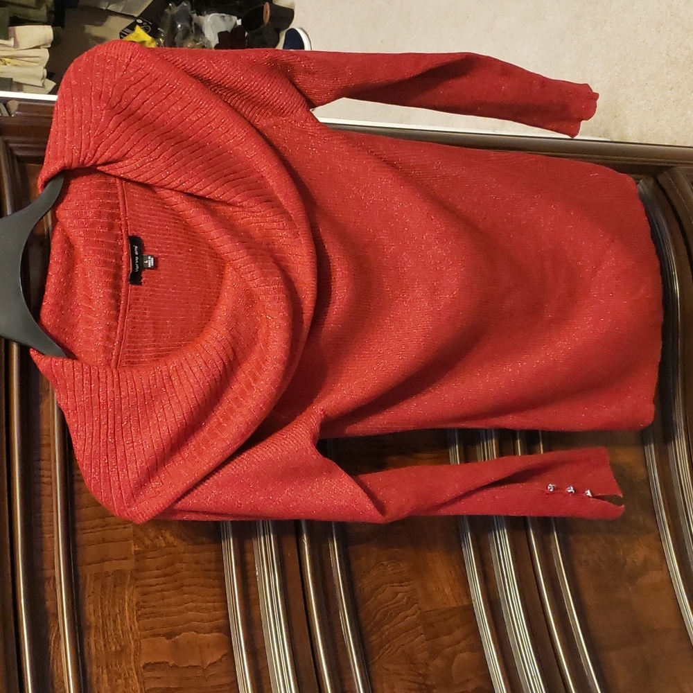 Thin Red Sweater